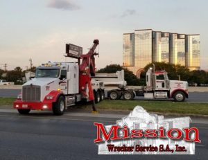 Semi towing of 83k pounds after Ubolt problem in San Antonio